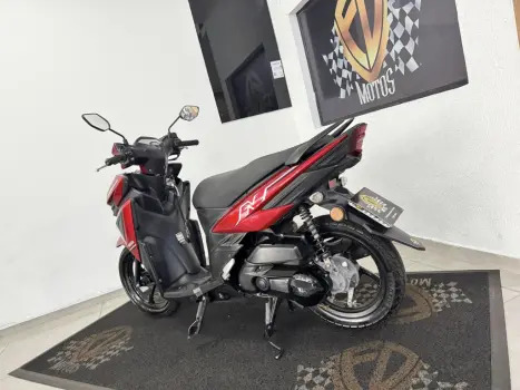 YAMAHA Neo UBS 125 , Foto 6