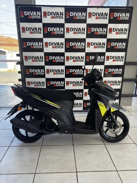 YAMAHA Neo UBS 125 , Foto 4