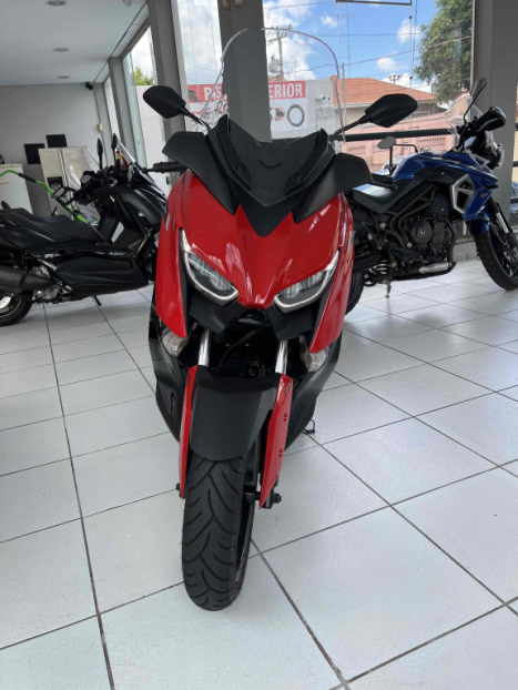 YAMAHA Xmax 250 , Foto 3