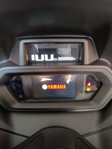 YAMAHA Xmax 250 , Foto 9