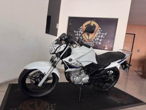 YAMAHA YS Fazer 250 , Foto 3