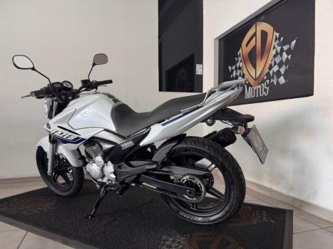 YAMAHA YS Fazer 250 , Foto 6