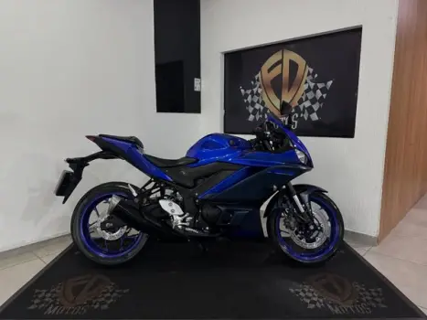 YAMAHA YZF R3 300 ABS, Foto 1