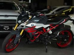 BMW G 310 R  BMW G 310 R