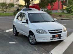 CHEVROLET Celta 1.0 4P LT VHCE FLEX CHEVROLET Celta 1.0 4P LT VHCE FLEX