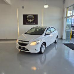 CHEVROLET Onix Hatch 1.0 4P FLEX LT CHEVROLET Onix Hatch 1.0 4P FLEX LT