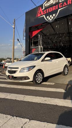 CHEVROLET Onix Hatch 1.4 4P FLEX LT