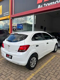 CHEVROLET Onix Hatch 1.0 4P FLEX JOY BLACK