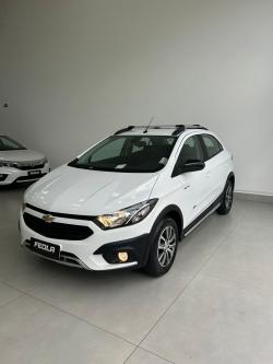 CHEVROLET Onix Hatch 1.4 4P FLEX ACTIV