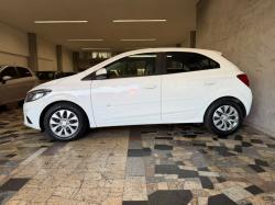 CHEVROLET Onix Hatch 1.4 4P FLEX LT