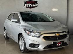 CHEVROLET Onix Hatch 1.4 4P FLEX LT AUTOMÁTICO