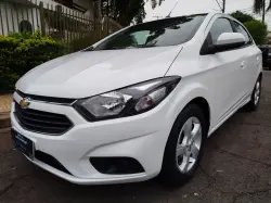 CHEVROLET Onix Hatch 1.4 4P FLEX LT AUTOMÁTICO