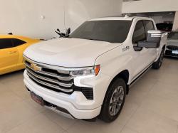 CHEVROLET Silverado 5.3 V8 1500 HIGH COUNTRY CABINE DUPLA 4X4 AUTOM�TICO