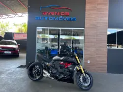 DUCATI Diavel 1260 S