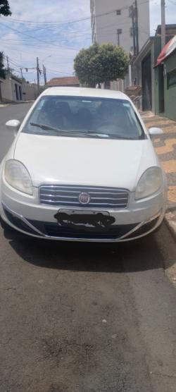 FIAT Linea 1.8 16V 4P FLEX ESSENCE DUALOGIC AUTOMATIZADO
