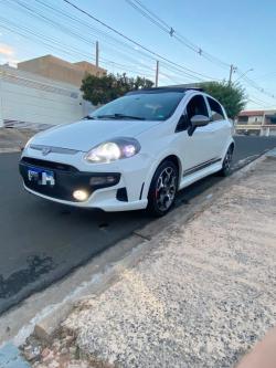 FIAT Punto 1.4 16V 4P T-JET TURBO