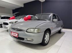 FORD Escort 1.8 16V 4P GLX