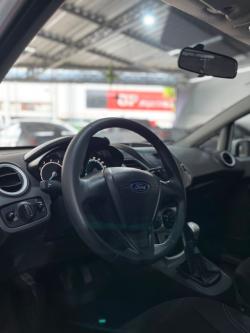 FORD Fiesta Hatch 1.6 16V 4P SE FLEX FORD Fiesta Hatch 1.6 16V 4P SE FLEX