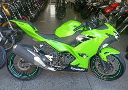 KAWASAKI Ninja 400 