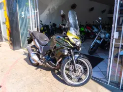 KAWASAKI Versys 300  KAWASAKI Versys 300