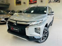 MITSUBISHI L 200 Triton 