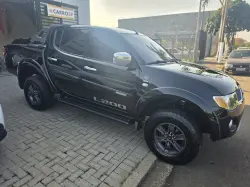 MITSUBISHI L 200 Triton 3.5 V6 HPE 4X4 FLEX CABINE DUPLA AUTOMÁTICO