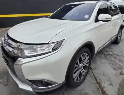MITSUBISHI Outlander 2.0 16V 4P AUTOMÁTICO