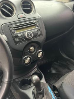 NISSAN Versa Sedan 1.6 16V 4P FLEX SL
