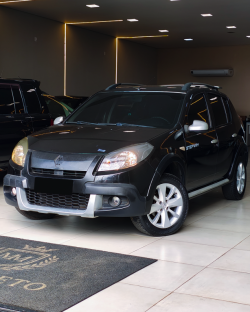 RENAULT Sandero 1.6 16V 4P FLEX STEPWAY AUTOM�TICO