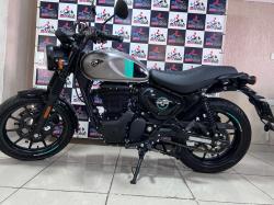 ROYAL ENFIELD Hunter 350 