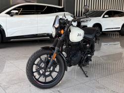 ROYAL ENFIELD Hunter 350 