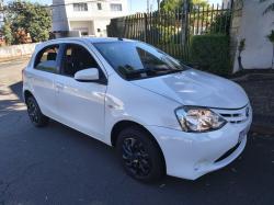 TOYOTA Etios Hatch 1.5 16V 4P FLEX XS