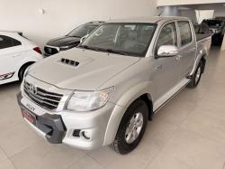 TOYOTA Hilux Caminhonete 3.0 16V 4P 4X4 SRV TURBO DIESEL CABINE DUPLA AUTOMTICO