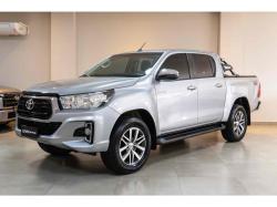 TOYOTA Hilux Caminhonete  TOYOTA Hilux Caminhonete