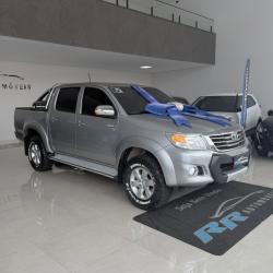 TOYOTA Hilux Caminhonete 2.7 16V 4P SRV FLEX CABINE DUPLA AUTOMTICO