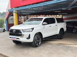TOYOTA Hilux Caminhonete 2.8 16V SRV 4X4 DIESEL CABINE DUPLA AUTOMTICO