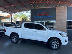 TOYOTA Hilux Caminhonete 2.8 16V SRV 4X4 DIESEL CABINE DUPLA AUTOM�TICO