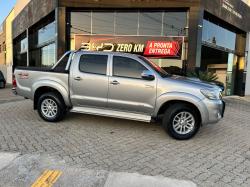 TOYOTA Hilux Caminhonete 3.0 16V 4P 4X4 SRV TURBO DIESEL CABINE DUPLA AUTOM�TICO