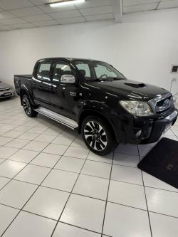 TOYOTA Hilux Caminhonete 3.0 16V 4P 4X4 SRV TURBO DIESEL