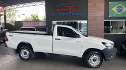 TOYOTA Hilux Caminhonete 2.8 4X4 DIESEL CABINE SIMPLES