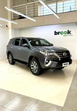TOYOTA Hilux SW4 2.7 16V 4P FLEX SRV 7 LUGARES AUTOMTICO