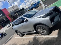 TOYOTA Hilux SW4 2.8 4P SRX 4X4 TURBO DIESEL AUTOM�TICO