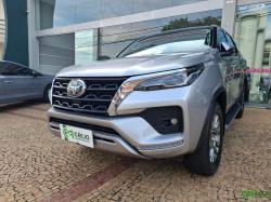 TOYOTA Hilux SW4 2.8 4P SRX 4X4 TURBO DIESEL AUTOM�TICO