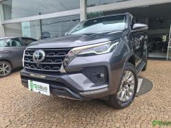 TOYOTA Hilux SW4 2.8 4P SRX 4X4 TURBO DIESEL AUTOM�TICO