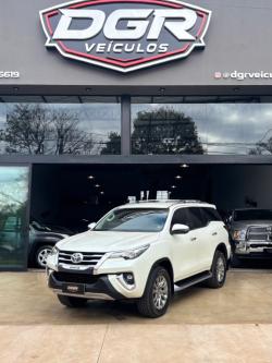 TOYOTA Hilux SW4 2.8 16V 4P SRX 4X4 7 LUGARES TURBO DIESEL AUTOM�TICO