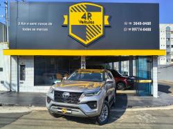 TOYOTA Hilux SW4 2.8 16V 4P SRX 4X4 7 LUGARES TURBO DIESEL AUTOMÁTICO