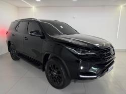 TOYOTA Hilux SW4 2.8 16V 4P SRX 4X4 7 LUGARES TURBO DIESEL AUTOMÁTICO