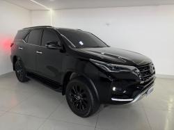 TOYOTA Hilux SW4 2.8 16V 4P SRX 4X4 7 LUGARES TURBO DIESEL AUTOMÁTICO