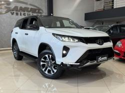 TOYOTA Hilux SW4 2.8 4P SRX 4X4 DIAMOND 7 LUGARES TURBO DIESEL AUTOMÁTICO