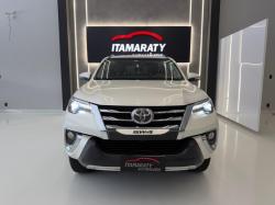 TOYOTA Hilux SW4 2.8 16V 4P SRX 4X4 7 LUGARES TURBO DIESEL AUTOMÁTICO